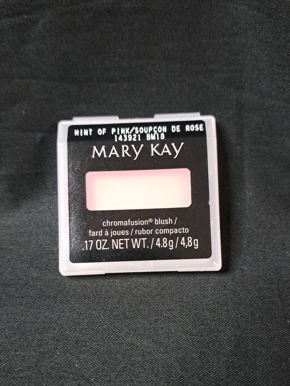 NIB Mary Kay Chromafusion Blush "Hint Of Pink"